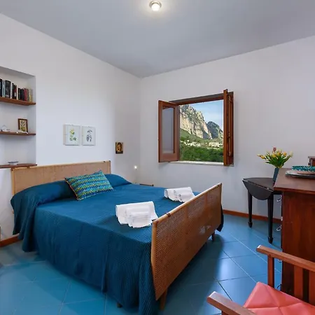Casa Chiaramarina Macari