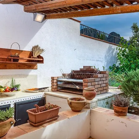 Casa Chiaramarina *