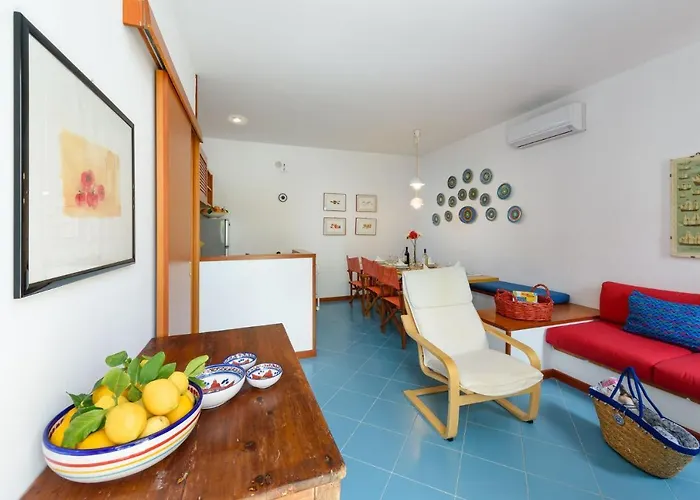 Casa Chiaramarina * Macari