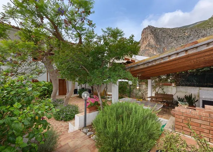 Casa Chiaramarina Macari