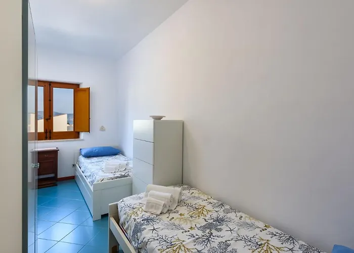 Casa Chiaramarina * Macari