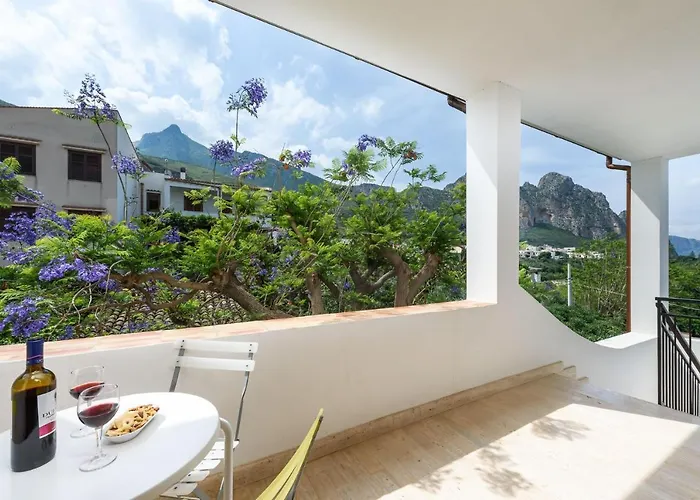 Casa Chiaramarina Apartment